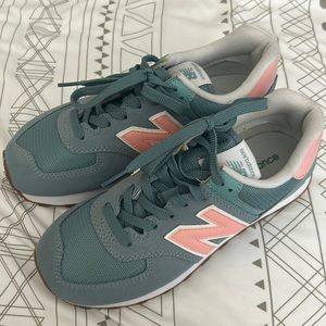 New Balance 574 size 8